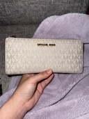 マイケルコース（ブランド財布・小物）の商品画像 - 査定依頼日：2026年3月7日 - 最高査定価格：100,000円