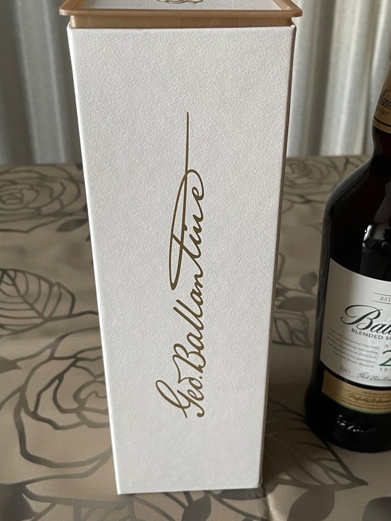 ウイスキー バランタイン（お酒）の商品画像 - 査定依頼日：2026年6月13日 - 最高査定価格：6,500円