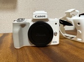 Canon kiss EOS M2（カメラ）の商品画像 - 査定依頼日：2026年7月29日 - 最高査定価格：75,000円