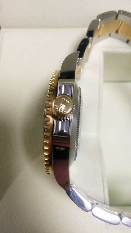 サブマリーナデイト（高級時計）の商品画像 - 査定依頼日：2025年4月20日 - 最高査定価格：2,000,000円