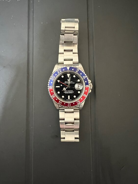 ロレックス GMTマスター 1670（高級時計）の商品画像 - 査定依頼日：2025年3月14日 - 最高査定価格：1,650,000円