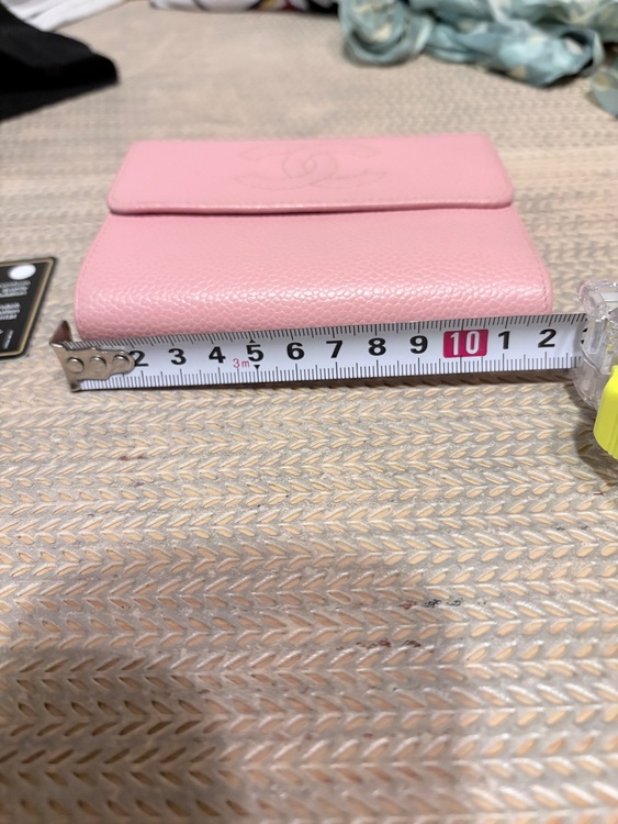 財布（ブランド財布・小物）の商品画像 - 査定依頼日：2025年11月19日 - 最高査定価格：25,000円