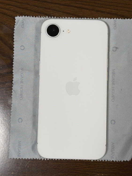 iPhone iPhone 16e 128GB SIMフリー（スマホ）の商品画像 - 査定依頼日：2026年6月25日 - 最高査定価格：59,000円