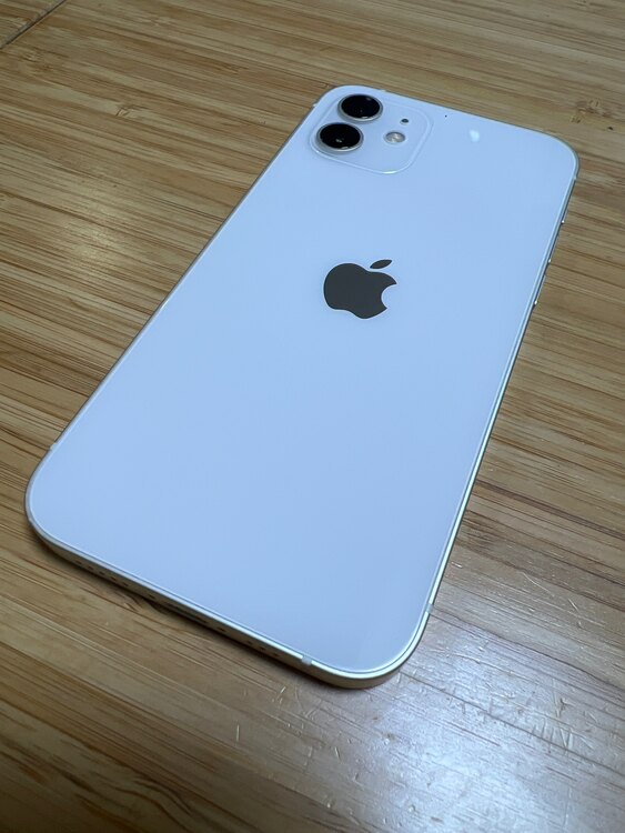 iPhone 12 64GB SIMフリー（スマホ）の商品画像 - 査定依頼日：2025年2月23日 - 最高査定価格：30,000円