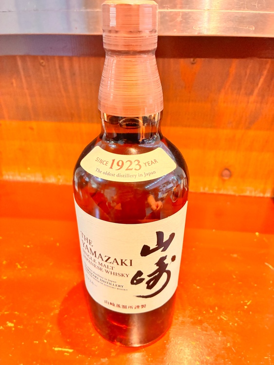 白州　山崎　八海山（お酒）の商品画像 - 査定依頼日：2026年3月8日 - 最高査定価格：100,000円