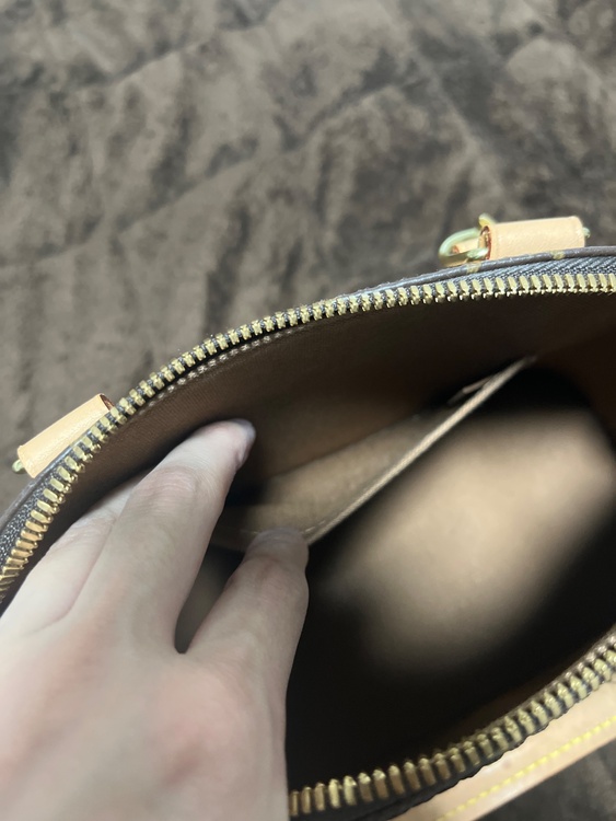 ルイヴィトン モノグラム （ブランドバッグ）の商品画像 - 査定依頼日：2025年12月8日 - 最高査定価格：180,000円