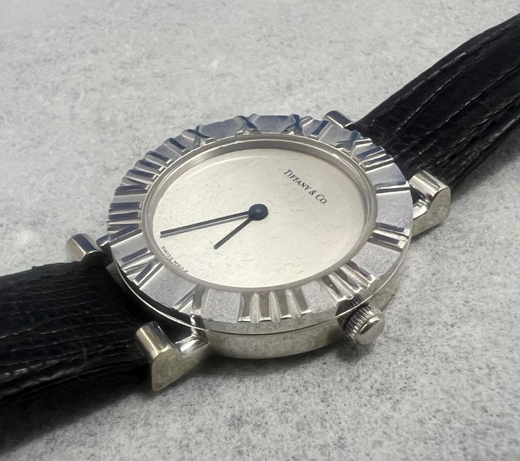 その他 その他 ティファニー アトラス L レディース クォーツ（高級時計）の商品画像 - 査定依頼日：2025年12月22日 - 最高査定価格：10,000円