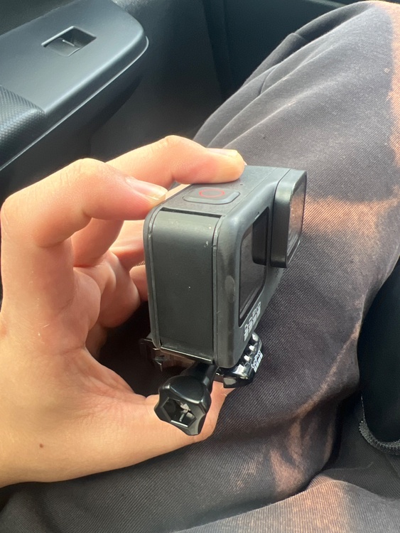 GoPro HERO9 Black（カメラ）の商品画像 - 査定依頼日：2026年9月22日 - 最高査定価格：11,000円