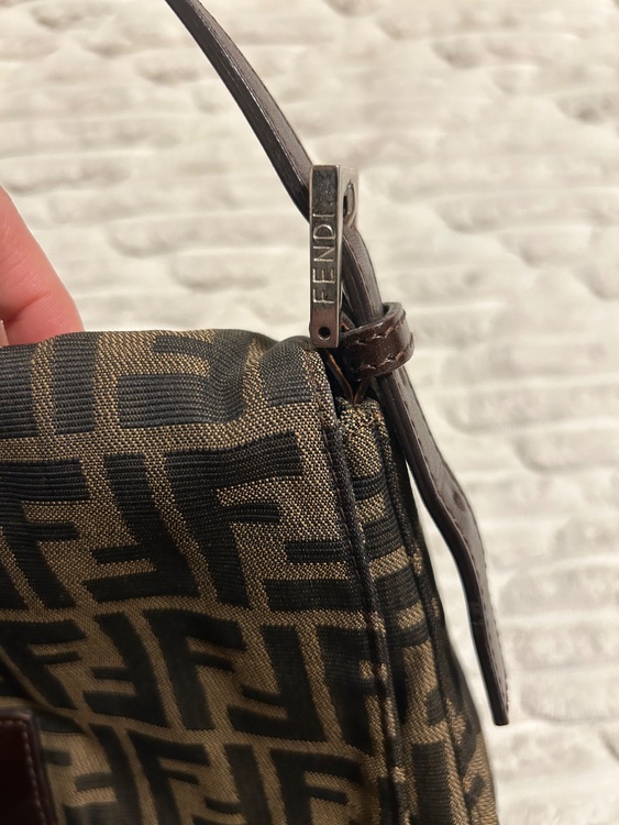 フェンディ  （ブランドバッグ）の商品画像 - 査定依頼日：2026年1月26日 - 最高査定価格：90,000円