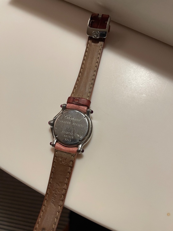 ショパール ハッピースポーツ 278245-2（高級時計）の商品画像 - 査定依頼日：2025年12月12日 - 最高査定価格：180,000円