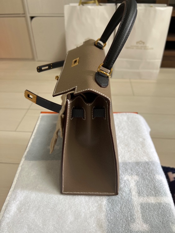 ケリー25トリコロールカラー（ブランドバッグ）の商品画像 - 査定依頼日：2025年10月12日 - 最高査定価格：3,100,000円