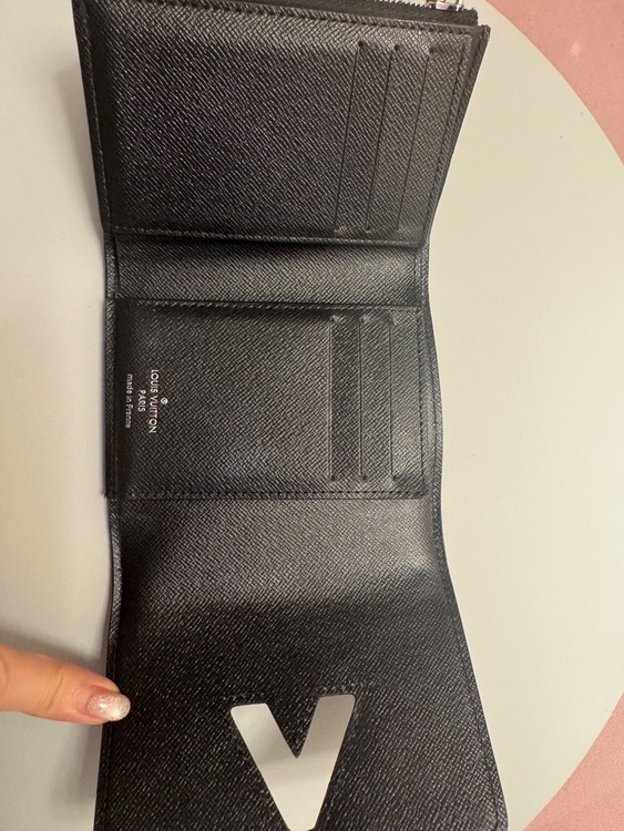 ルイヴィトン エピ （ブランドバッグ）の商品画像 - 査定依頼日：2025年8月7日 - 最高査定価格：55,000円