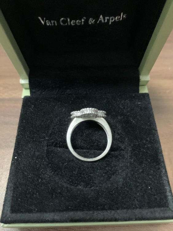 ヴァンクリーフ&アーペル ヴィンテージアルハンブラ リング（金・貴金属）の商品画像 - 査定依頼日：2023年5月15日 - 最高査定価格：400,000円