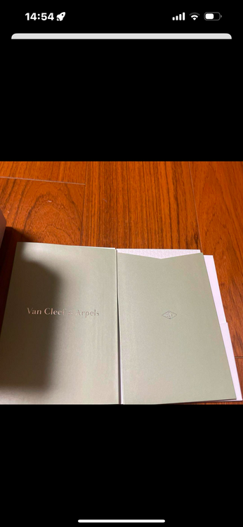 ヴァンクリーフアンドアーペル　ペルレバングル（金・貴金属）の商品画像 - 査定依頼日：2025年1月27日 - 最高査定価格：650,000円