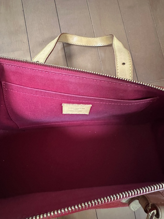 ヴィトン　ヴェルニ（ブランドバッグ）の商品画像 - 査定依頼日：2025年6月8日 - 最高査定価格：70,000円