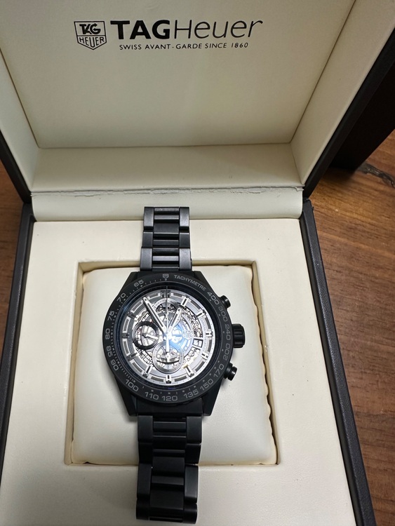 タグホイヤー カレラ CAR2A91 BH0742 WKD4791（高級時計）の商品画像 - 査定依頼日：2025年11月8日 - 最高査定価格：370,000円