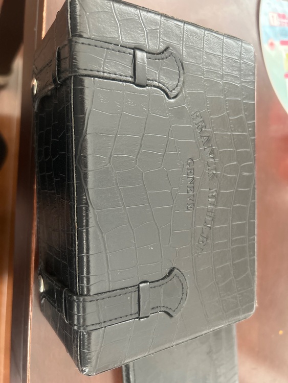 フランクミュラー ロングアイランド 111（高級時計）の商品画像 - 査定依頼日：2025年10月16日 - 最高査定価格：320,000円