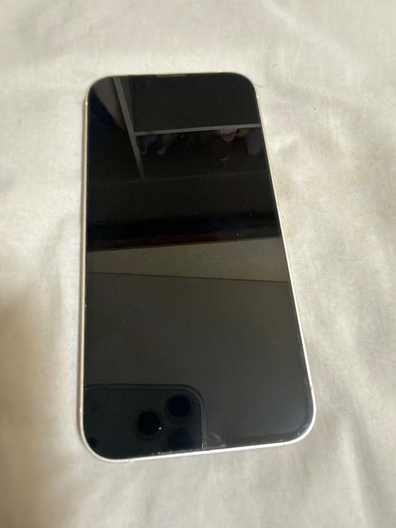 iPhone13（カメラ）の商品画像 - 査定依頼日：2026年8月6日 - 最高査定価格：37,000円