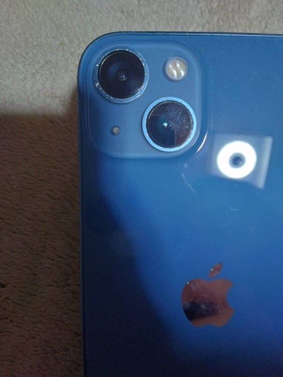 iPhone 13 128GB 楽天モバイル（スマホ）の商品画像 - 査定依頼日：2026年3月18日 - 最高査定価格：28,000円