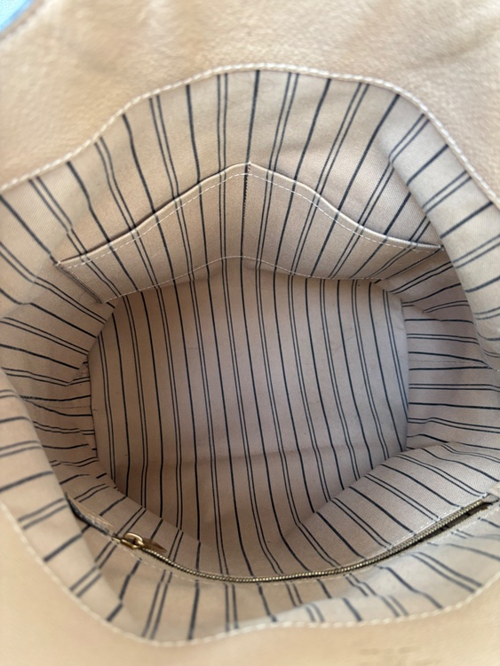 アンプラントバガテル 2way（ブランドバッグ）の商品画像 - 査定依頼日：2026年3月2日 - 最高査定価格：105,000円