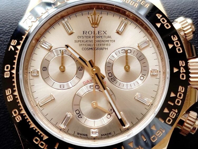 ロレックス デイトナ 116515LNA（高級時計）の商品画像 - 査定依頼日：2025年10月2日 - 最高査定価格：7,100,000円