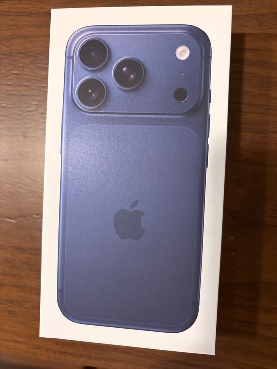 iPhone 17 Pro 256GB SIMフリー（スマホ）の商品画像 - 査定依頼日：2025年9月26日 - 最高査定価格：150,000円