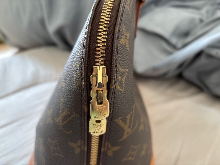 ルイヴィトン モノグラム （ブランドバッグ）の商品画像 - 査定依頼日：2026年1月5日 - 最高査定価格：80,000円