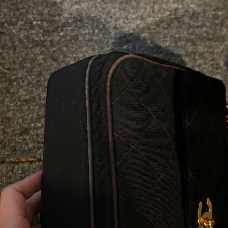 コットンデカマトラッセ？（ブランドバッグ）の商品画像 - 査定依頼日：2025年7月29日 - 最高査定価格：130,000円