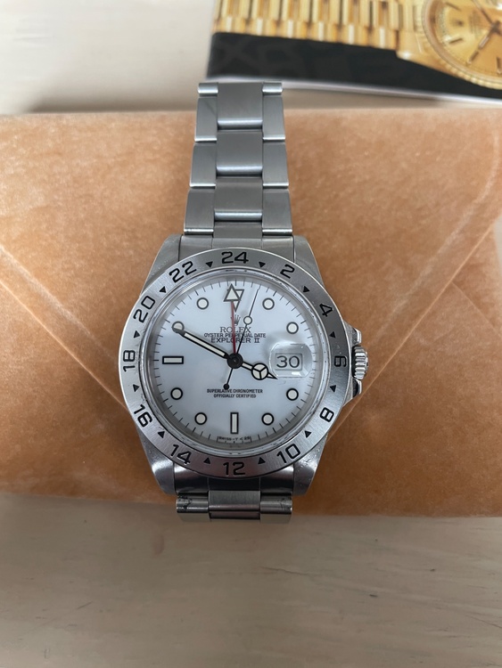 ロレックス エクスプローラー 1657（高級時計）の商品画像 - 査定依頼日：2026年2月7日 - 最高査定価格：1,400,000円