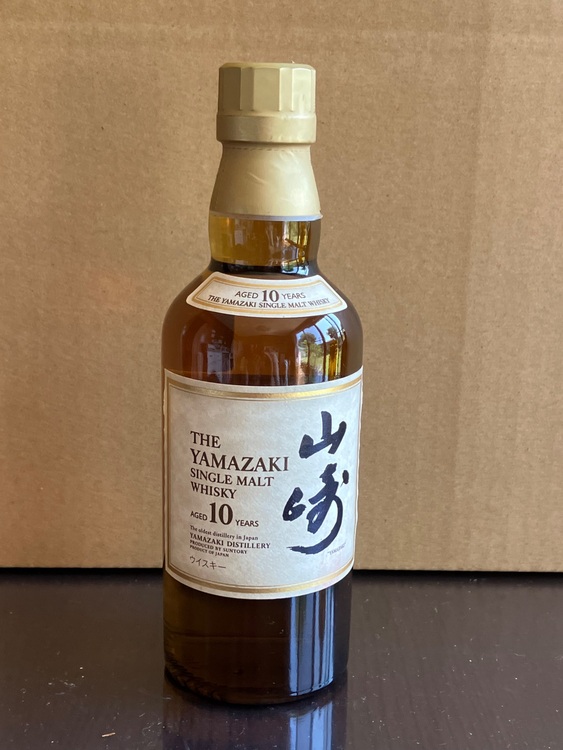 サントリーシングルモルトウイスキー(山崎)10年　350ml（お酒）の商品画像 - 査定依頼日：2025年8月4日 - 最高査定価格：12,200円