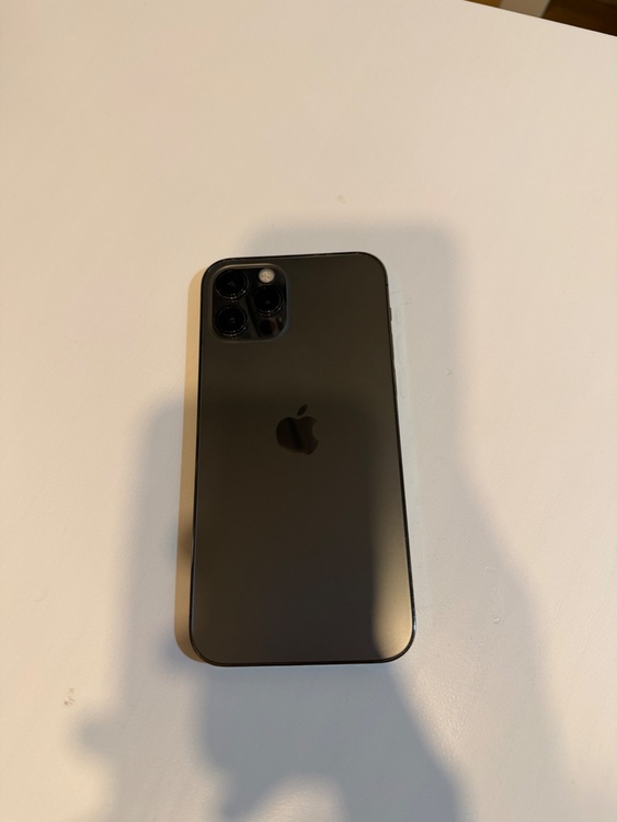 iPhone 12 Pro 128GB Softbank（スマホ）の商品画像 - 査定依頼日：2026年2月2日 - 最高査定価格：32,000円