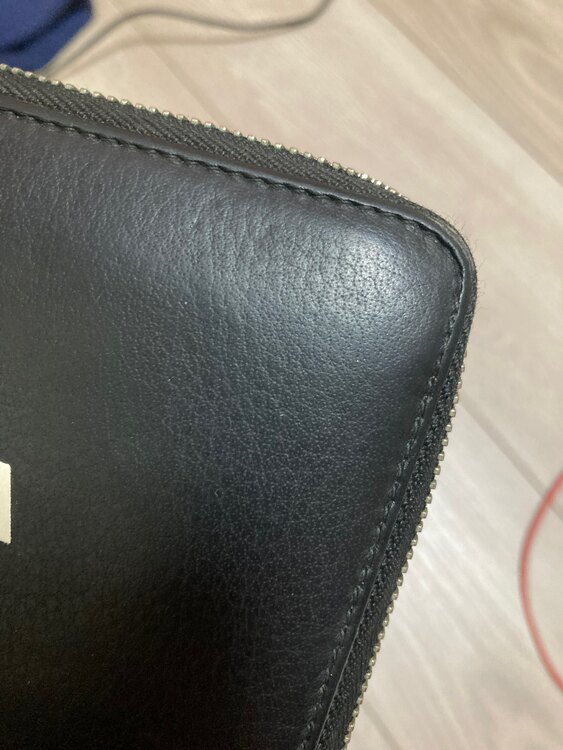 バレンシアガ  （ブランドバッグ）の商品画像 - 査定依頼日：2025年4月5日 - 最高査定価格：15,000円