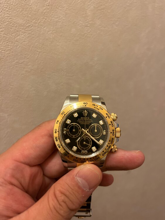 ロレックス デイトナ （高級時計）の商品画像 - 査定依頼日：2025年1月5日 - 最高査定価格：3,250,000円