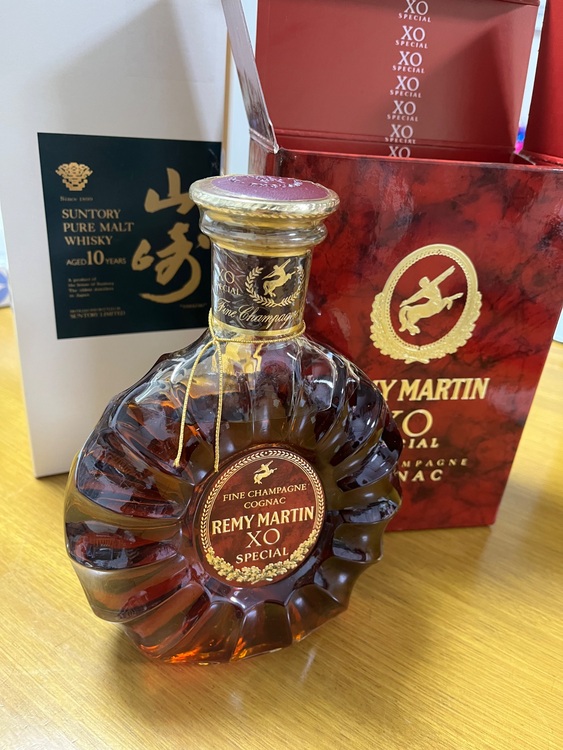 レミーマルタンXOスペシャル（お酒）の商品画像 - 査定依頼日：2025年6月12日 - 最高査定価格：8,000円