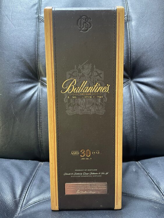 Ballantine‘s Blended scotch whisky（お酒）の商品画像 - 査定依頼日：2025年5月3日 - 最高査定価格：20,000円