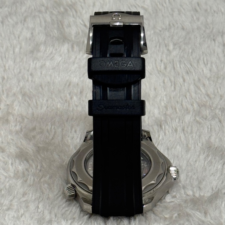 ダイバー300M　コーアクシャル　マスター　クロノメーター（高級時計）の商品画像 - 査定依頼日：2025年11月18日 - 最高査定価格：585,000円