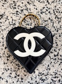 シャネル シャネル(その他) （ブランドバッグ）の商品画像 - 査定依頼日：2026年1月18日 - 最高査定価格：2,000,000円