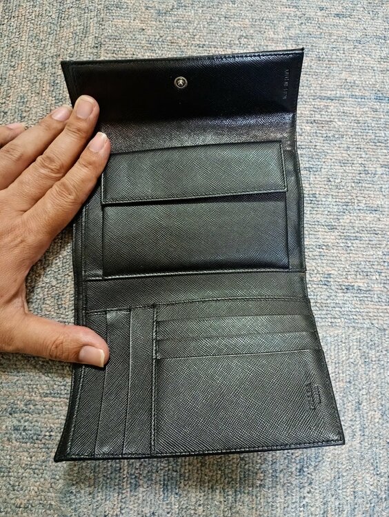 プラダ  （ブランドバッグ）の商品画像 - 査定依頼日：2026年4月16日 - 最高査定価格：12,000円