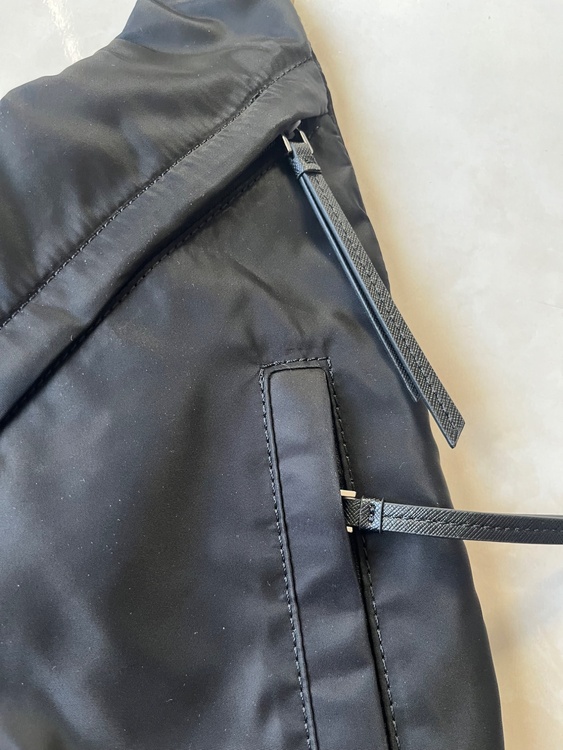 プラダ  （ブランドバッグ）の商品画像 - 査定依頼日：2026年1月31日 - 最高査定価格：130,000円