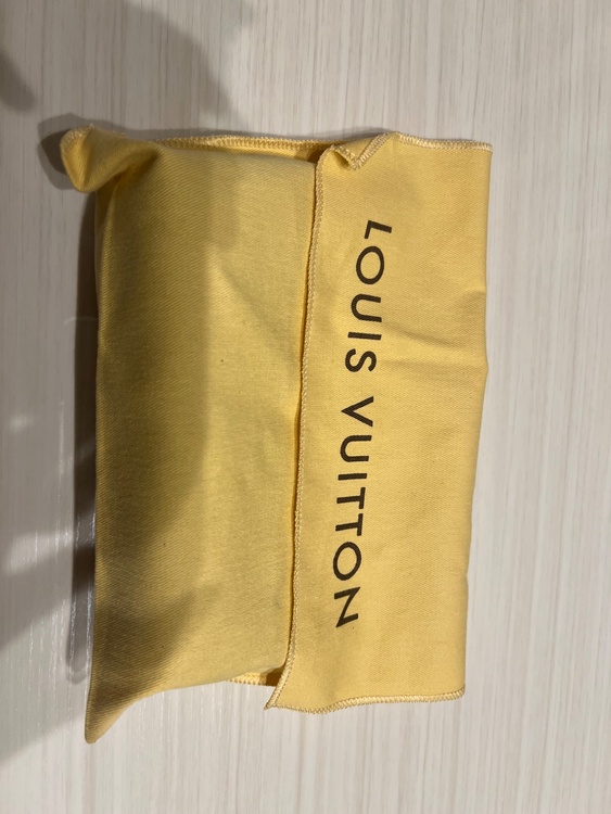 N47516（ブランド財布・小物）の商品画像 - 査定依頼日：2026年3月5日 - 最高査定価格：30,000円