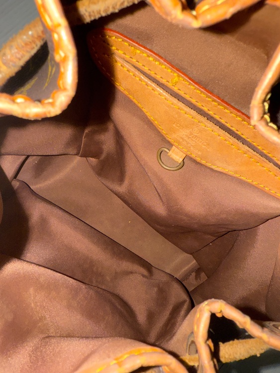 ルイヴィトン モノグラム （ブランドバッグ）の商品画像 - 査定依頼日：2025年10月31日 - 最高査定価格：50,000円