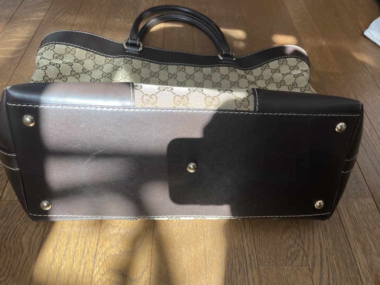 ハンドバッグ（ブランドバッグ）の商品画像 - 査定依頼日：2022年3月14日 - 最高査定価格：50,000円