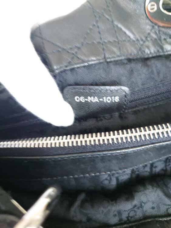 レディディオール　カナージュ　06-MA-1016（ブランドバッグ）の商品画像 - 査定依頼日：2025年2月9日 - 最高査定価格：80,000円