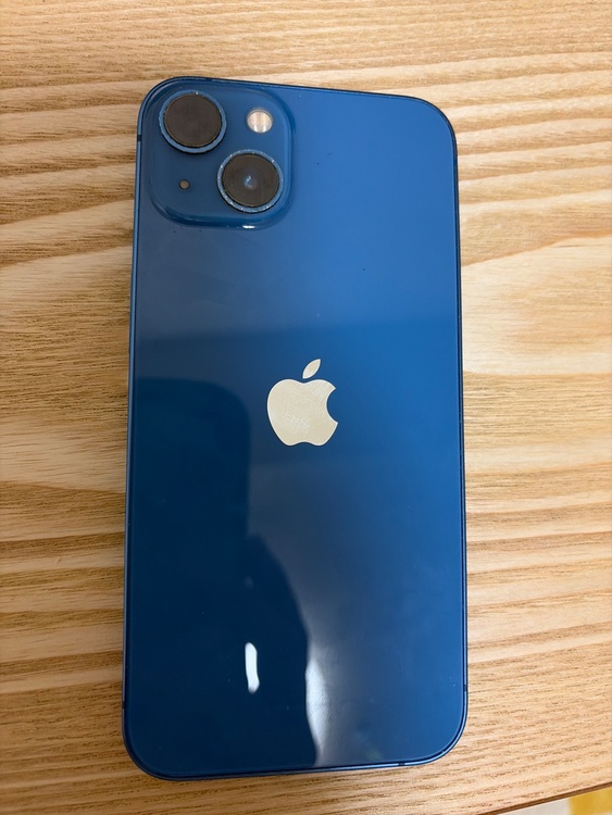 iPhone iPhone 13 128GB docomo（スマホ）の商品画像 - 査定依頼日：2026年8月29日 - 最高査定価格：40,000円