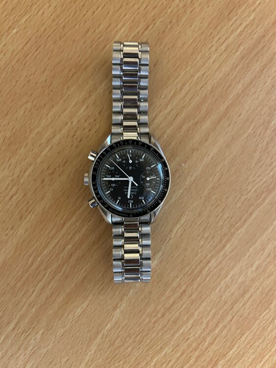 オメガ スピードマスター 3150-5（高級時計）の商品画像 - 査定依頼日：2024年11月16日 - 最高査定価格：310,000円