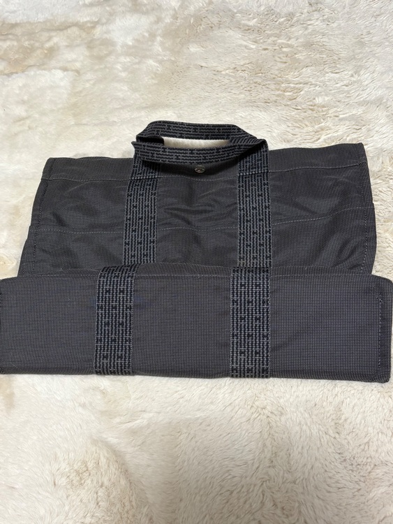 エールラインMM（ブランドバッグ）の商品画像 - 査定依頼日：2025年11月27日 - 最高査定価格：20,000円