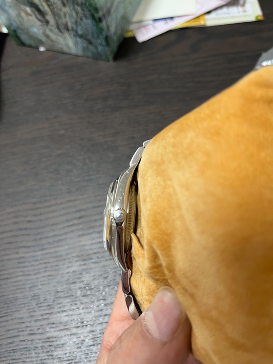 ロレックス パーペチュアルデイト 1520（高級時計）の商品画像 - 査定依頼日：2025年6月18日 - 最高査定価格：665,000円