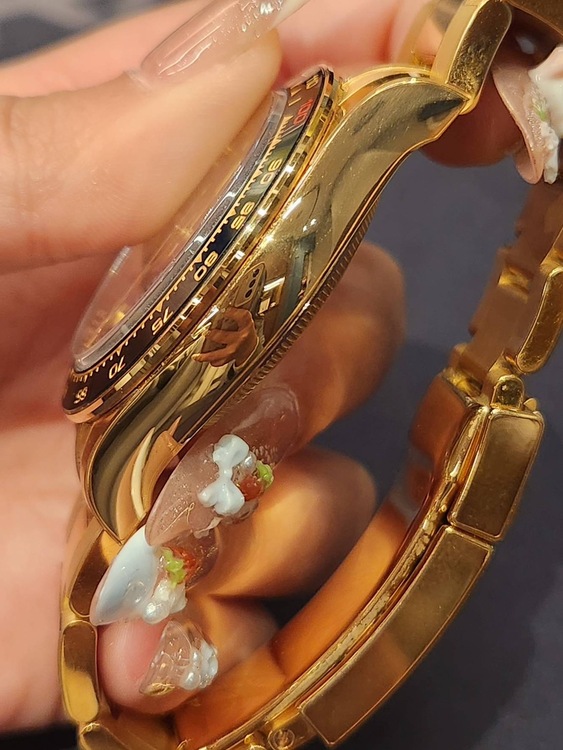 ロレックス デイトナ 126528LNるま（高級時計）の商品画像 - 査定依頼日：2025年12月10日 - 最高査定価格：32,000,000円