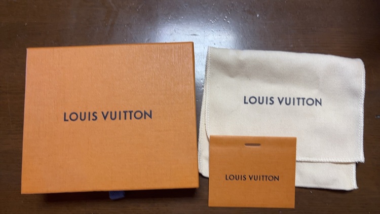 M69817 ポルトクレ・イリュストレ キーホルダー（ブランド財布・小物）の商品画像 - 査定依頼日：2025年10月14日 - 最高査定価格：13,000円