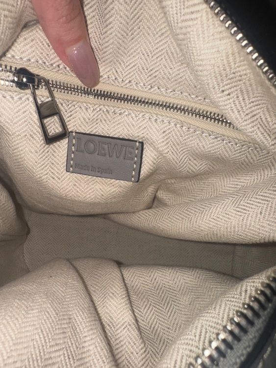 ロエベ（ブランドバッグ）の商品画像 - 査定依頼日：2025年8月13日 - 最高査定価格：150,000円